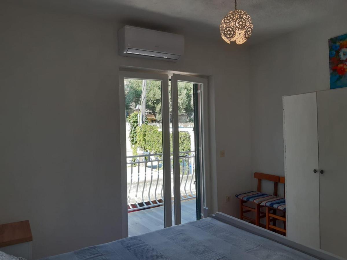 Jona - Dugi Rat - Mali Rat Apartment Ngoại thất bức ảnh